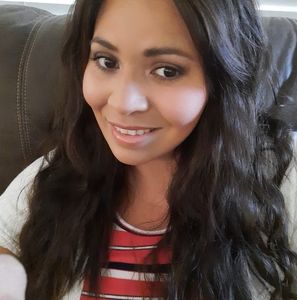 Meet your Posher, Evelin